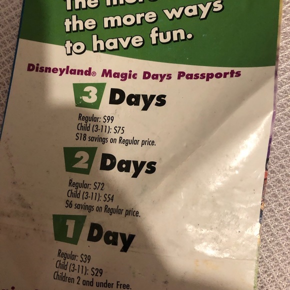 Early 2000 Disneyland Resorts Brochure- 710 $15 or $12 w/offer - Picture 8 of 8